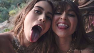 Riley Reid & Jill Kassidy – Outdoor JOI Video Leaked